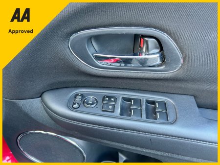 2016 Honda HR-V 2016 HONDA HRV 1.6iDTEC ES €10,950 thumbnail