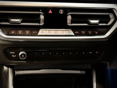 2021 BMW 3 Series 330E M-SPORT // 12 MONTH WARRANTY // SAME DAY FINANCE // FULLY KITTED €25,950 thumbnail