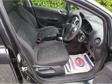 2015 Opel Corsa 1.2 5 SPEED MANUAL €7,995