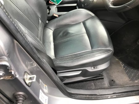 2017 Peugeot 5008 FAMILY 1.6 BLUE HDI 120 L LEATHER €7,950 thumbnail