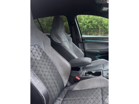 2020 Volkswagen Golf  €29,950 thumbnail