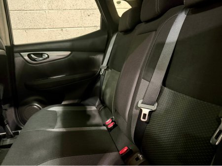 2019 Nissan Qashqai 1.5 SV PREMIUM MY19 4DR €16,940 thumbnail