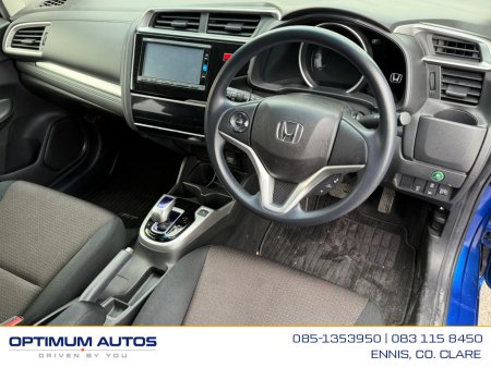 2016 Honda Fit AUTOMATIC SELF CHARGING HYBRID €12,750 thumbnail