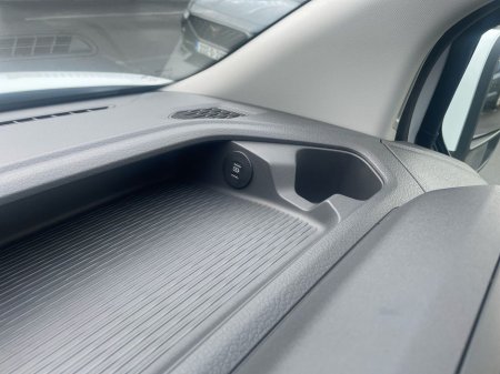 2025 Volkswagen Transporter  €36,475 thumbnail