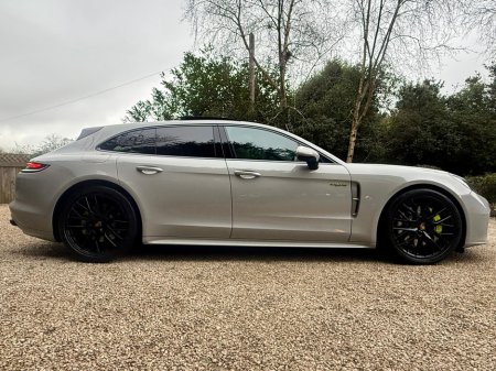 2023 Porsche Panamera 4 E-HYBRID SPORT TURISMO *Colossal Specification* €87,950