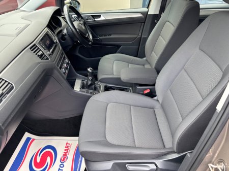 2015 Volkswagen Golf SV 1.6 TDI 110 bhp Comfortline €10,950 thumbnail