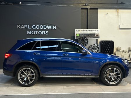 2021 Mercedes-Benz GLC Class 300 DE AMG LINE PREMIUM + 4M €39,950 thumbnail