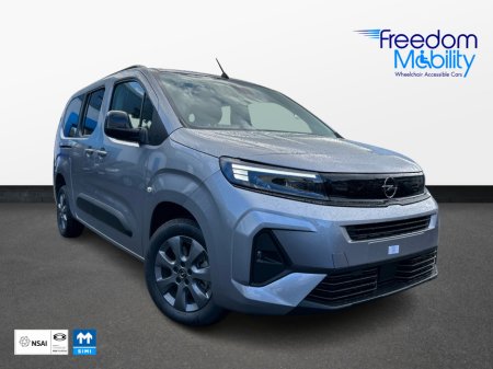 2026 Opel Combo 7 seater wheelchair automatic.