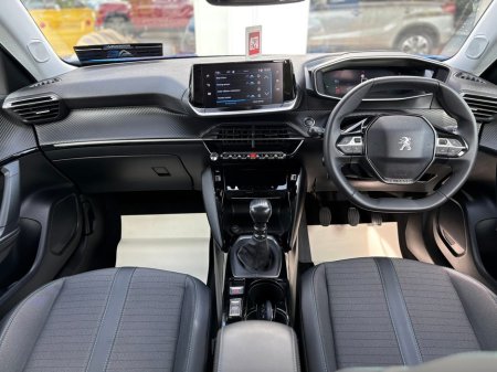 2022 Peugeot 2008 ALLURE PREMIUM + B-H BLUEHDI PLUS S/S €22,999 thumbnail