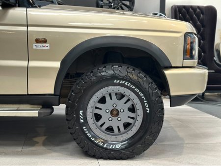 2004 Land Rover Discovery D2 TD5 HSE AUTO 7 SEATER €24,950 thumbnail