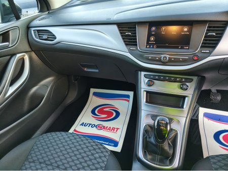 2021 Opel Astra 2021 Opel Astra AA Approved 1 Year Warranty €13,950 thumbnail