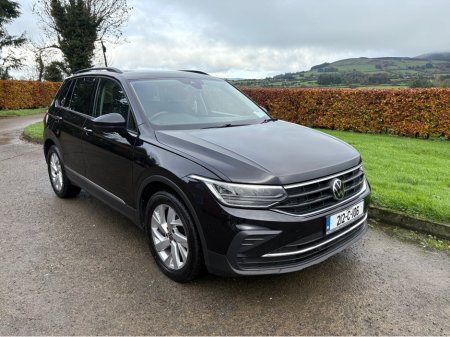 2021 Volkswagen Tiguan LIFE 2.0 TDI MANUAL 6SPEED FWD 122BHP 5 5DR