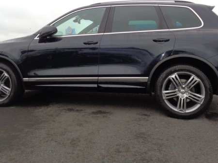 2015 Volkswagen Touareg 3.0 TDI V6 R-line BMT 258 5D A €28,900