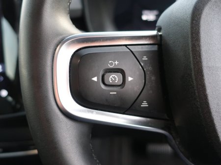 2023 Volvo C40 Recharge BEV 231hp Ultimate €32,995 thumbnail