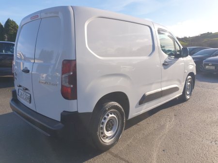2024 Toyota Proace  €15,750