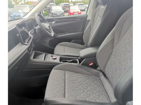 2025 Volkswagen Tiguan 2.0 TDI 150 BHP *2 SEATER, AUTOMATIC, REAR VIEW CAMERA*