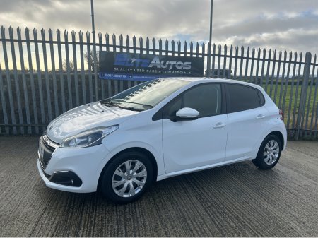 2017 Peugeot 208 Allure 1.2 Automatic €10,995
