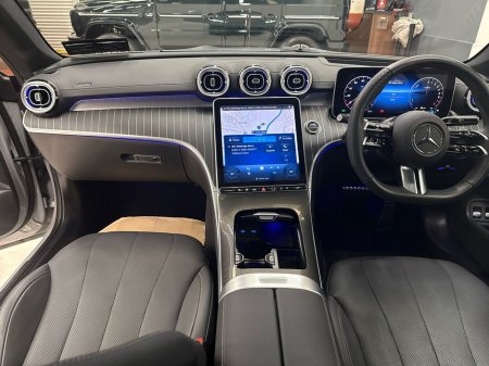 2025 Mercedes-Benz CLE CLE 300 e Amg Line Premium + €74,950