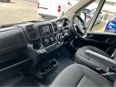 2026 Opel Movano BOX BODY