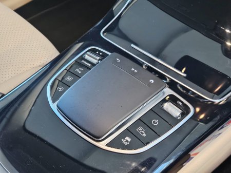 2021 Mercedes-Benz GLC Class GLC200d €38,950 thumbnail