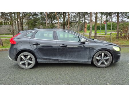 2016 Volvo V40 2.0 D2 R-DESIGN 120BHP 5DR 40 SERIES €8,250 thumbnail