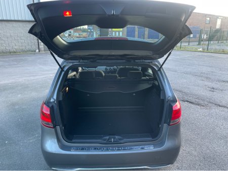2016 Mercedes-Benz B Class B SERIES  5DR AUTOMATIC €13,750 thumbnail