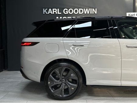 2025 Land Rover Range Rover Sport AUTOBIOGRAPHY P460 E-HYBRID €144,950 thumbnail