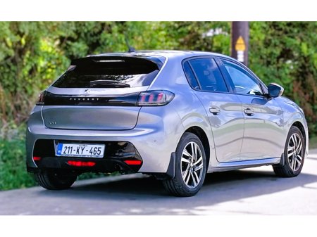 2021 Peugeot 208 ALLURE 1.2 100 6.3 4DR €17,000
