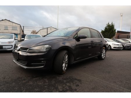 2015 Volkswagen Golf  €12,999