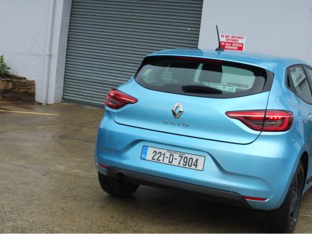 2022 Renault Clio DYNAMIQUE TCE 90 MY21.5 5 5DR €15,750 thumbnail