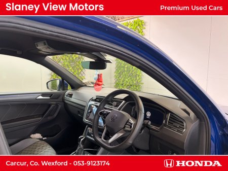 2021 Volkswagen Tiguan R-LINE 2.0 TDI MANUAL 6SPEED FWD 150HP 5DR €35,950