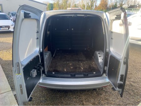 2018 Volkswagen Caddy C20 TRENDLINE TDI 102BHP €13,950 thumbnail