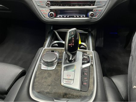 2016 BMW 7 Series ONLY €23950! 2016 BMW 740E iPERFORMANCE 2.0 AUTOMATIC / CRUISE CONTROL / 360° PARKING CAMERA / ELECTRIC MEMORY HEATED & MASSAGING SEATS / PANORAMIC SUNROOF / REAR HEATED SEATS €23,950 thumbnail