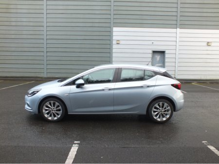2017 Opel Astra 1.6 CDTI DESIGN 110PS 5DR €8,950 thumbnail