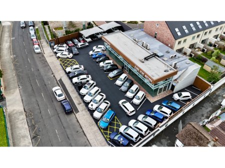 2015 Volkswagen Golf GOLF R 300BHP / AUTO / DSG / 4MOTION / LEATHER / 12MONTH WARRANTY / 90,000 €24,900 thumbnail