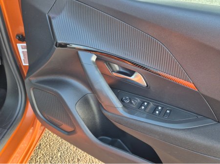 2021 Peugeot 2008 ACTIVE PREMIUM BLUEH BLUEHDI S/S €17,500 thumbnail