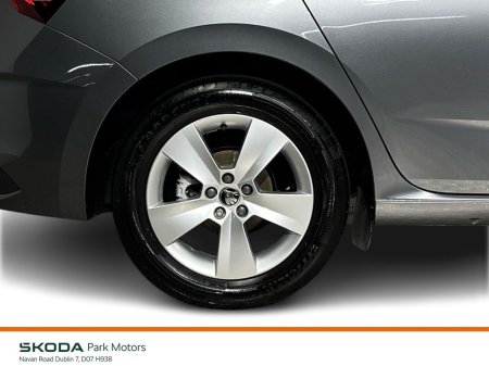 2025 Skoda Scala Selection 1.0TSI 115BHP - Reversing Camera - Climate Control - Keyless Start - Cruise Control - Apple CarPlay/Android Auto €27,950 thumbnail