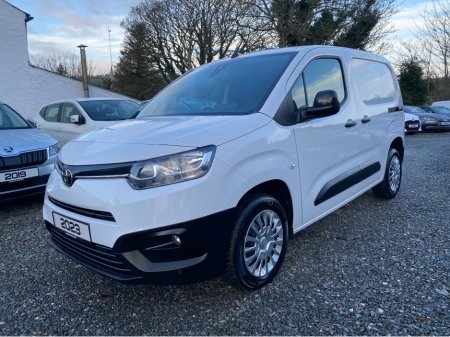 2023 Toyota Proace City City Icon L1 HDi 100 €15,995 thumbnail