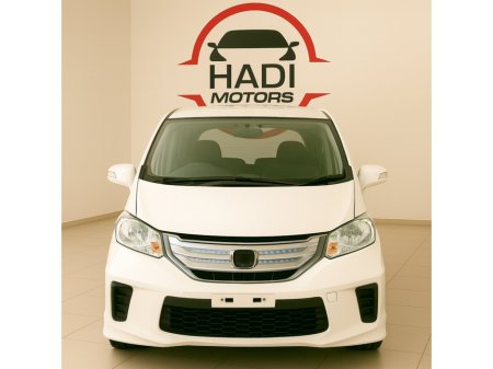 2013 Honda Freed  €8,499
