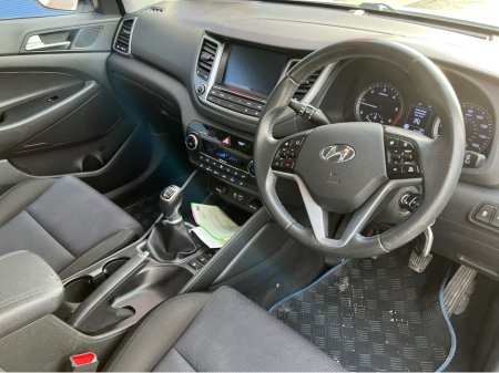 2016 Hyundai Tucson 1.7 CRDI SE NAV BL/DR 5 5DR €13,900 thumbnail
