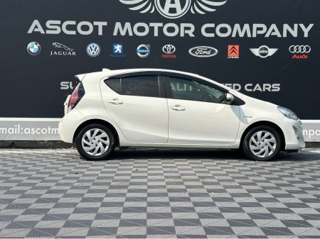 2014 Toyota Aqua Auto €9,500 thumbnail