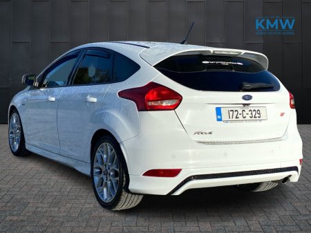 2017 Ford Focus ST-Line 2.0 TDCI 150BHP... 18 Alloys + Sunroof