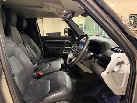 2023 Land Rover Defender 3.0 D300 SE COMMERCIAL 3 SEATER N1=LOW MILES//HUGE SPEC//1 OWNER=FULL LAND ROVER SERVICE HISTORY=TAILORED FINANCE PACKAGES AVAILABLE=TRADE IN'S WELCOM €59,995 thumbnail