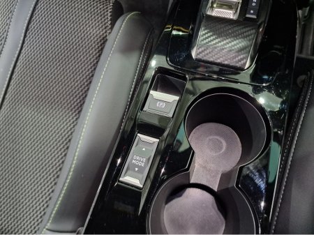 2024 Peugeot 2008 EV GT (50KWH BATTERY) AUTOMATIC **ONE OWNER / TOP SPEC / APPLE CARPLAY / CRUISE CONTROL / HALF LEATHER / KEYLESS ENTRY / REVERSE CAMERA / WIRELESS PHONE CHARGING / PEUGEOT WARRANTY 03|2027** €25,900 thumbnail