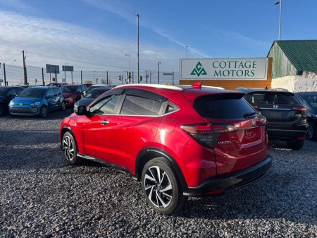 2020 Honda Vezel  €21,950 thumbnail