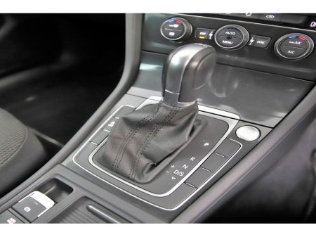 2018 Volkswagen Golf 1.2 TSI DSG MK 7.5 COMFORTLINE *CARPLAY*ANDROID*REVERSE CAM* thumbnail