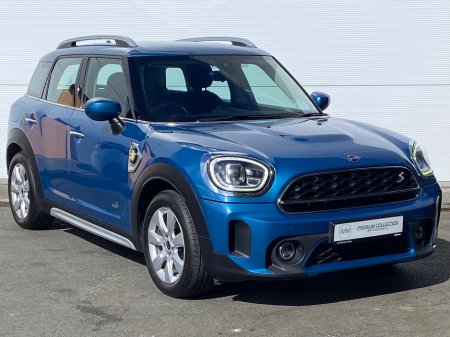 2022 MINI Countryman F60 ALL4 COOPER SE €25,995