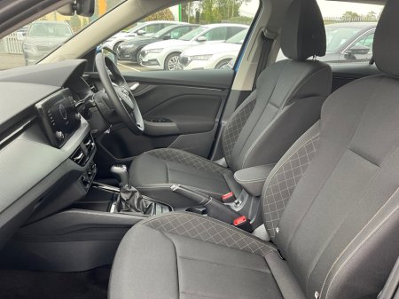 2023 Skoda Kamiq AMBITION 1.0 TSI 110HP D €28,000 thumbnail