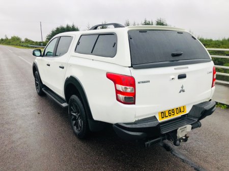 2019 Mitsubishi L200  thumbnail