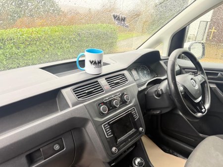 2020 Volkswagen Caddy C20 TRENDLINE TDI €15,160 thumbnail